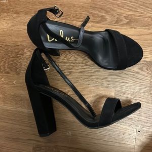 Never Worn Lulus Black Block Heel